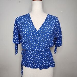 Faithfull The Brand Lucy Blue Floral Wrap Top Size Small